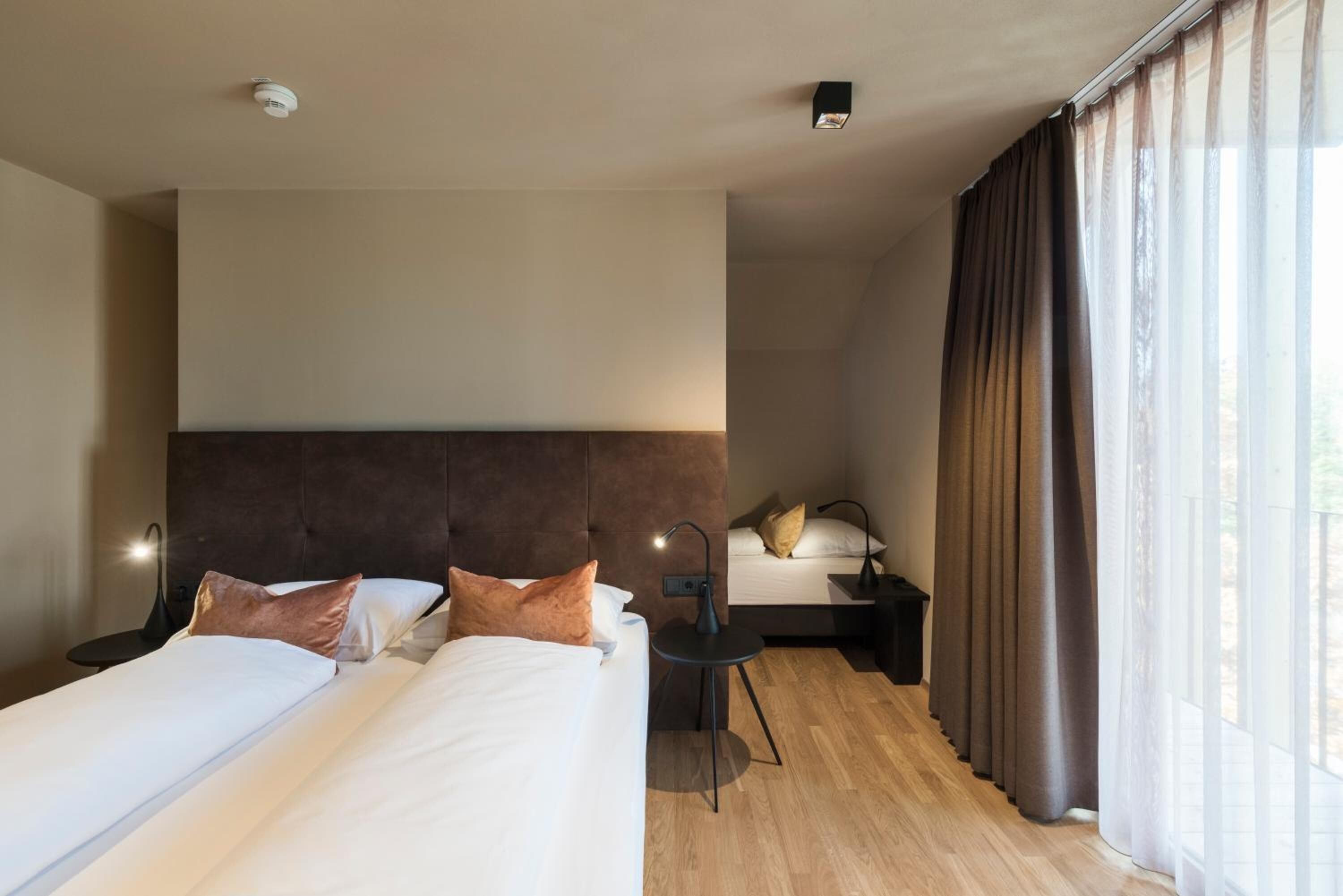 soundproofing, bed sheets, wheelchair access