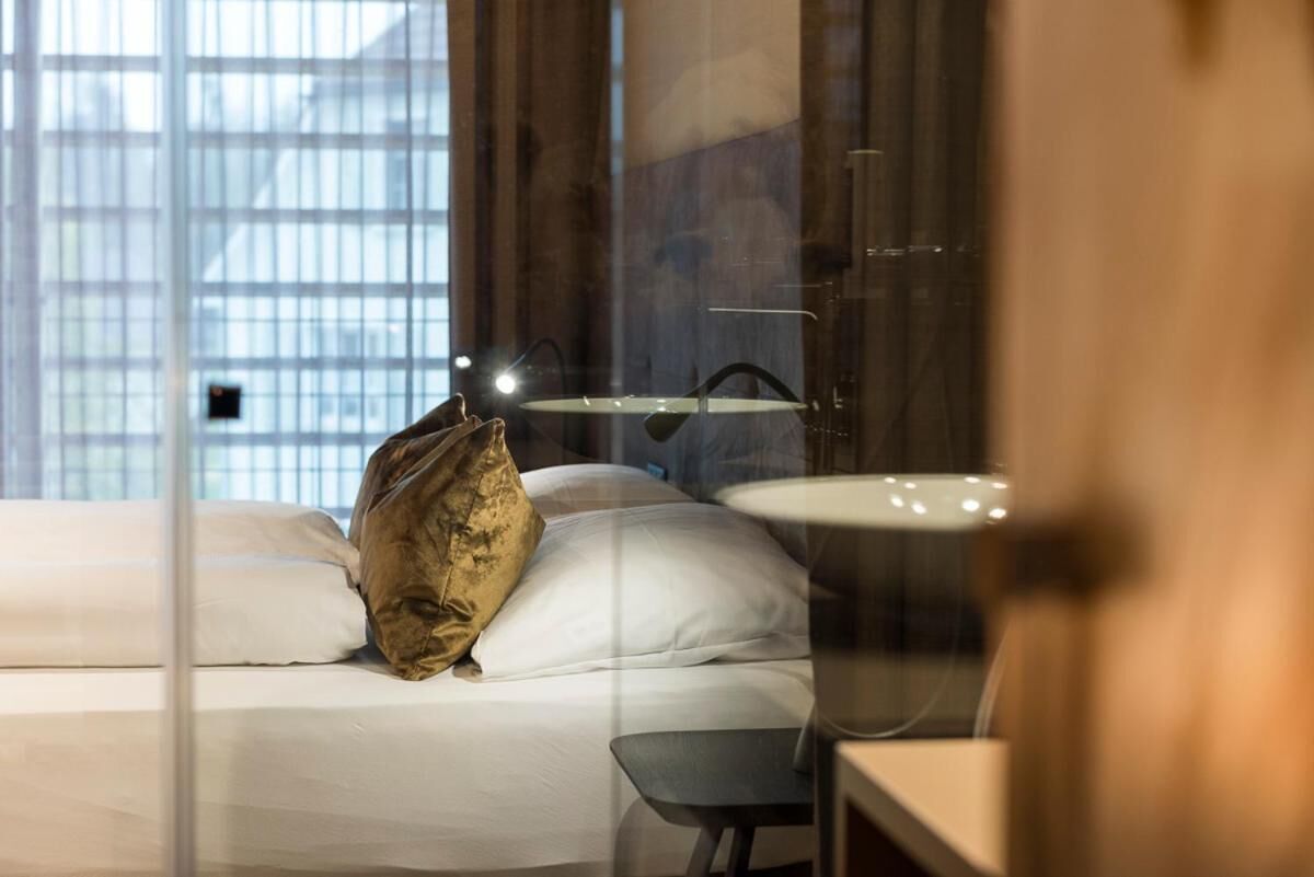 soundproofing, bed sheets, wheelchair access