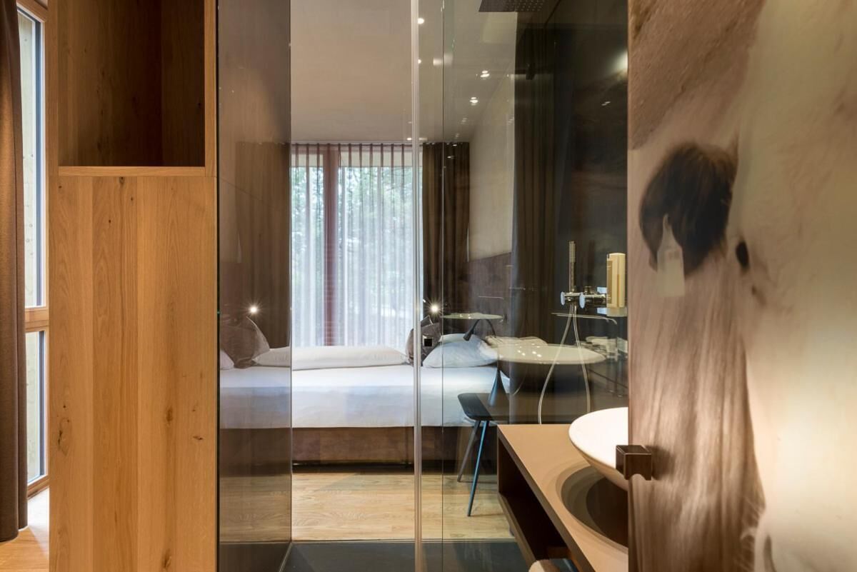 soundproofing, bed sheets, wheelchair access