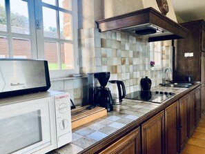 Réfrigérateur, micro-ondes, four, lave-vaisselle