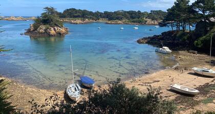 "ST ROM" : Vue imprenable sur l'Ăle de BrĂ©hat