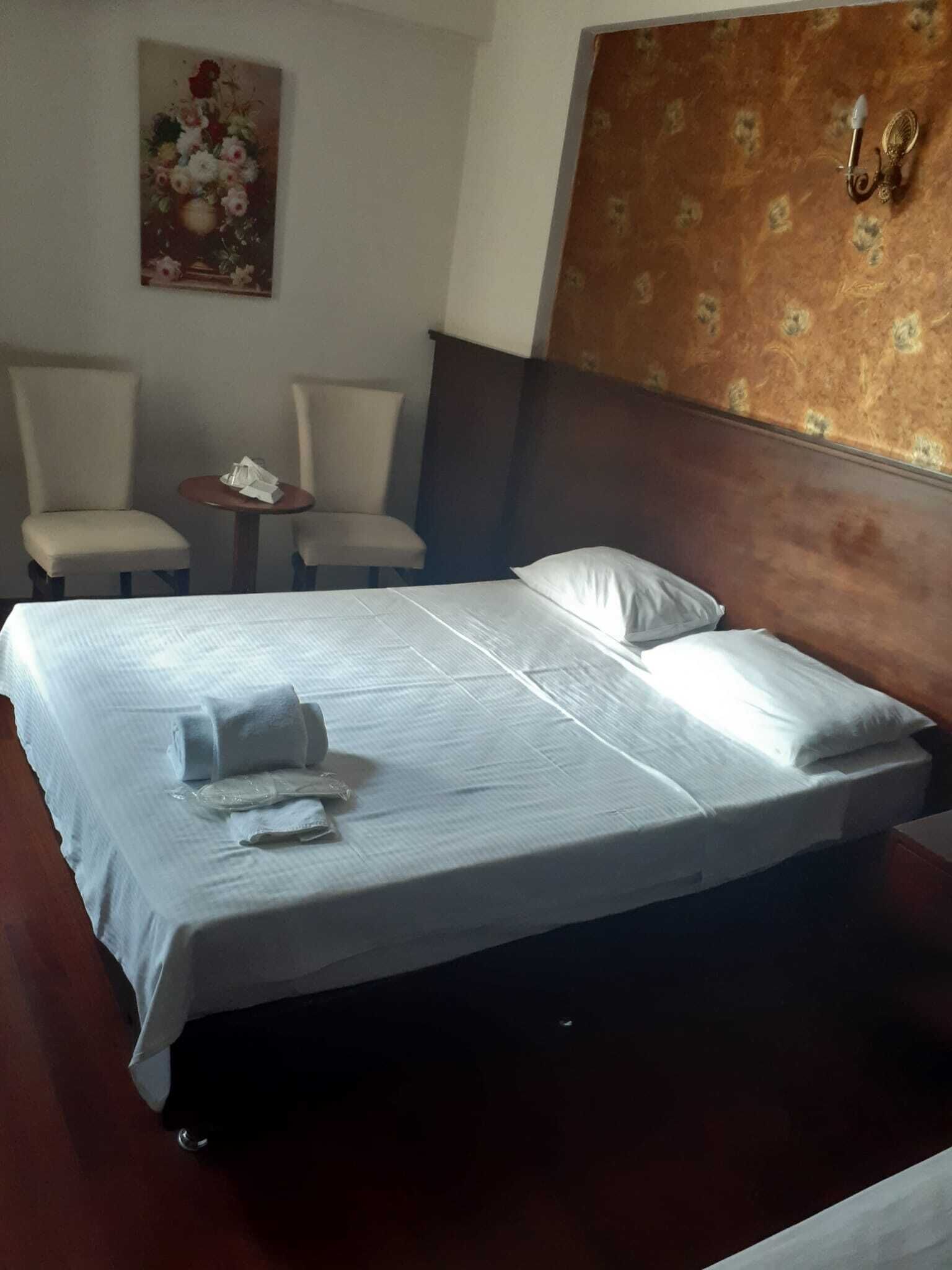 standard room, smoking | minibar, in-room safe, free cots/infant beds, free wifi