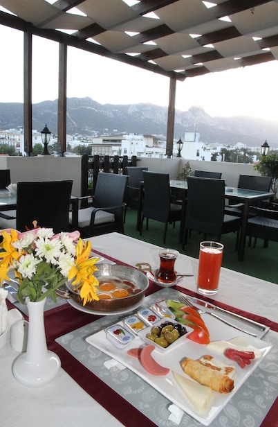 Grand Center Boutique Hotel