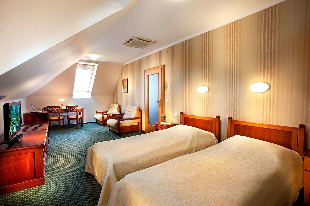 superior apartment, annex building | 2 bedrooms, in-room safe, desk, blackout curtains