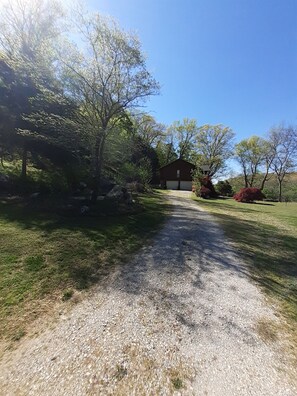 Property grounds - LOWEST WINTER RATES ON WHITE RIVER W/ 2 SLIP COVERED BOAT DOCK! GREAT FISHING!! (Flippin)