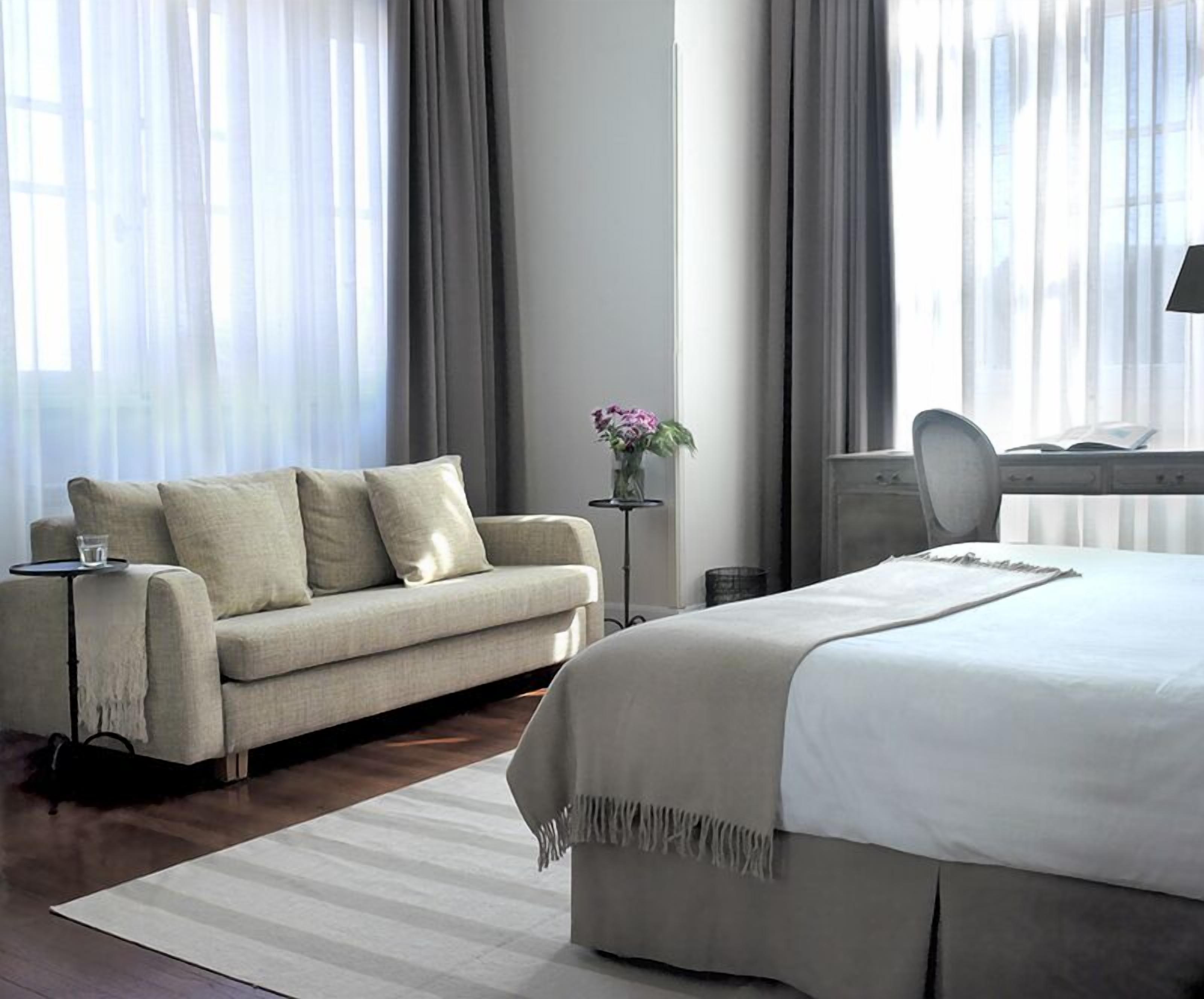 room, sea view (unique) | minibar, in-room safe, desk, blackout curtains