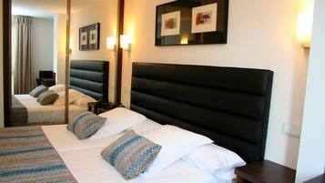 Minibar, in-room safe, desk, soundproofing