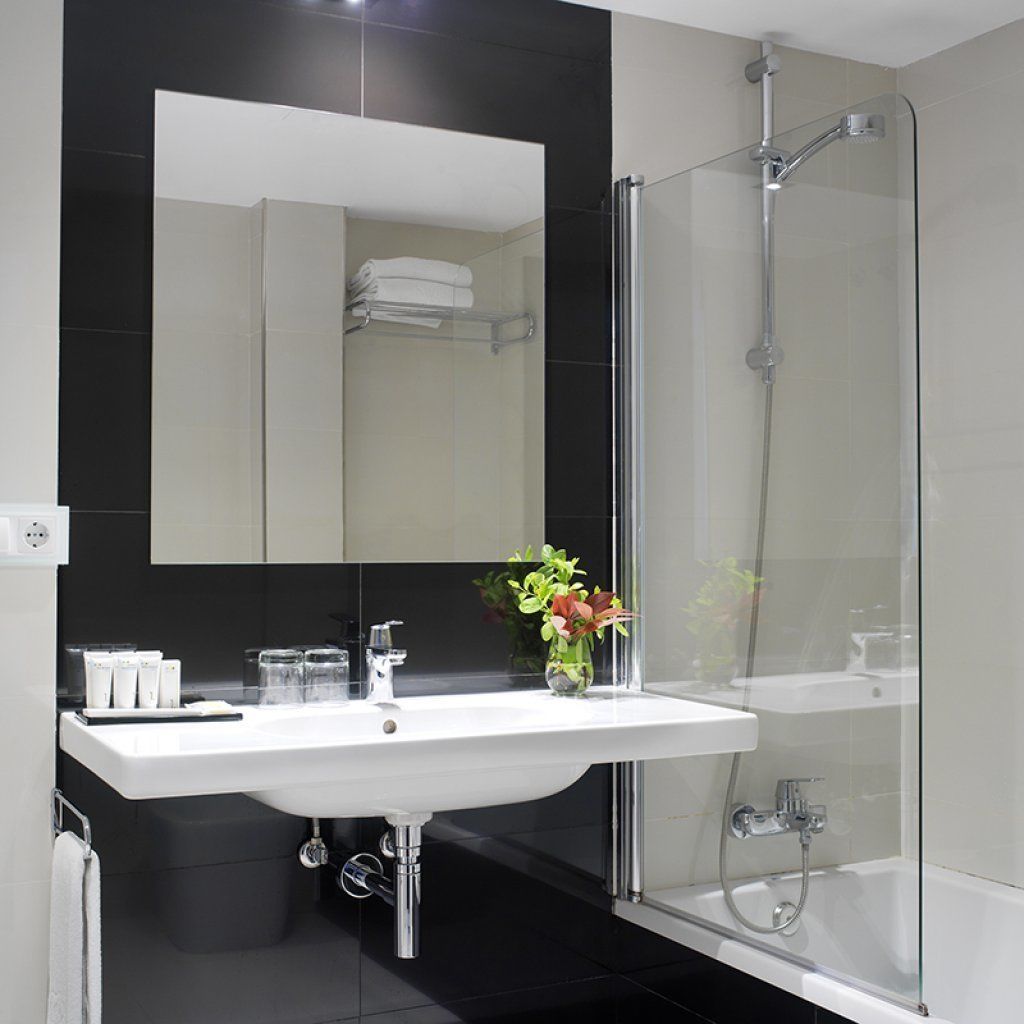 free toiletries, hair dryer, bidet, towels