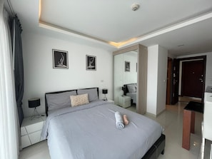 Estúdio standard, 1 cama de casal | 1 quarto, cortinas blackout, Wi-Fi de cortesia, roupa de cama
