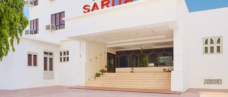 Fachada de la propiedad