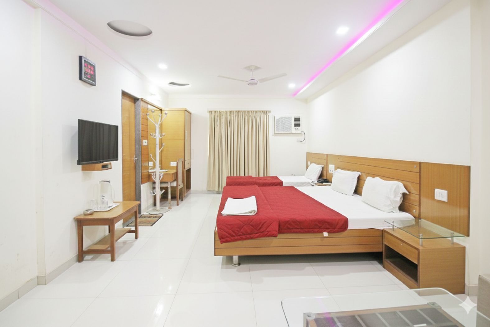Photo - Hotel Sarita - Near Surat Railway Station