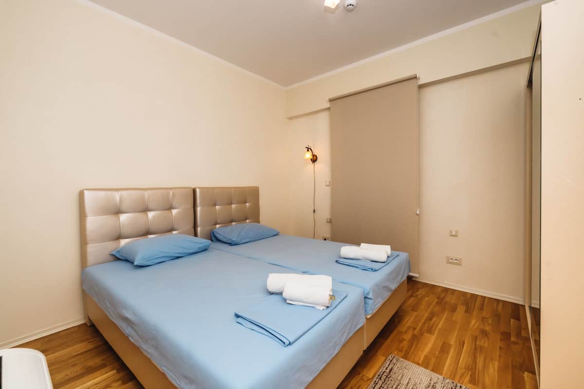 Classic Apartment, Sea View
