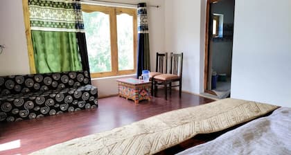 Hotel Nubra Delight and Camps