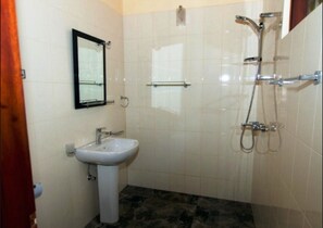 Bathroom - TIH Hotel City Palace (Leh)