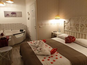 Double Room (Lavanda)