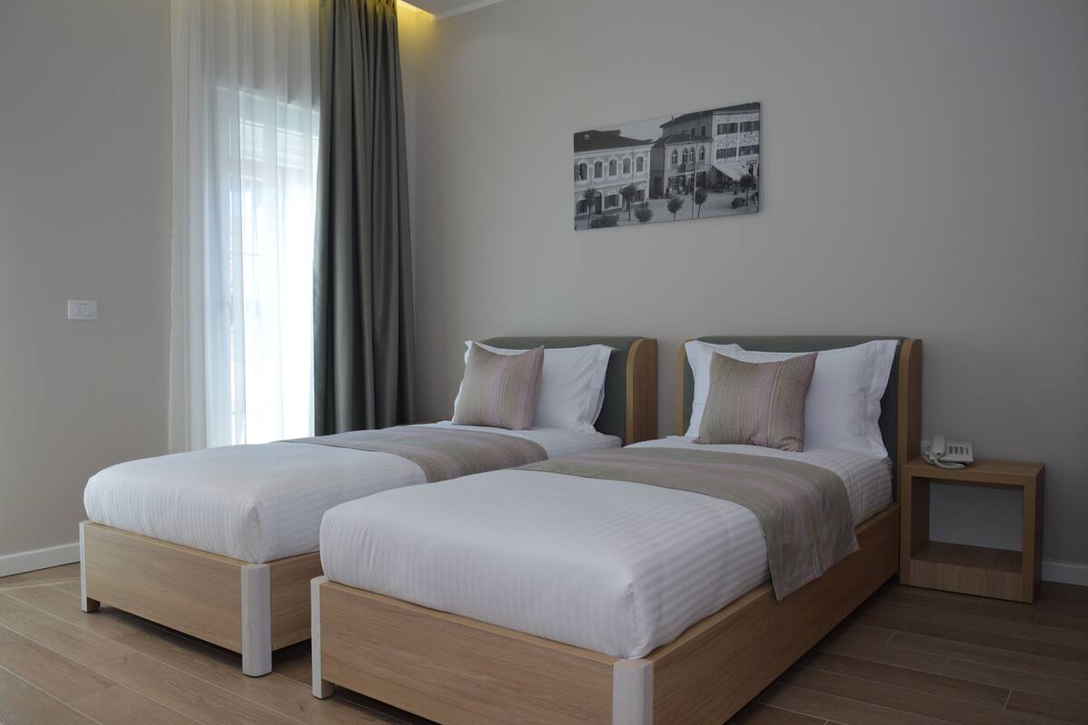 Single Room | Premium bedding, minibar, in-room safe, desk