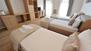 Premium bedding, minibar, in-room safe, desk