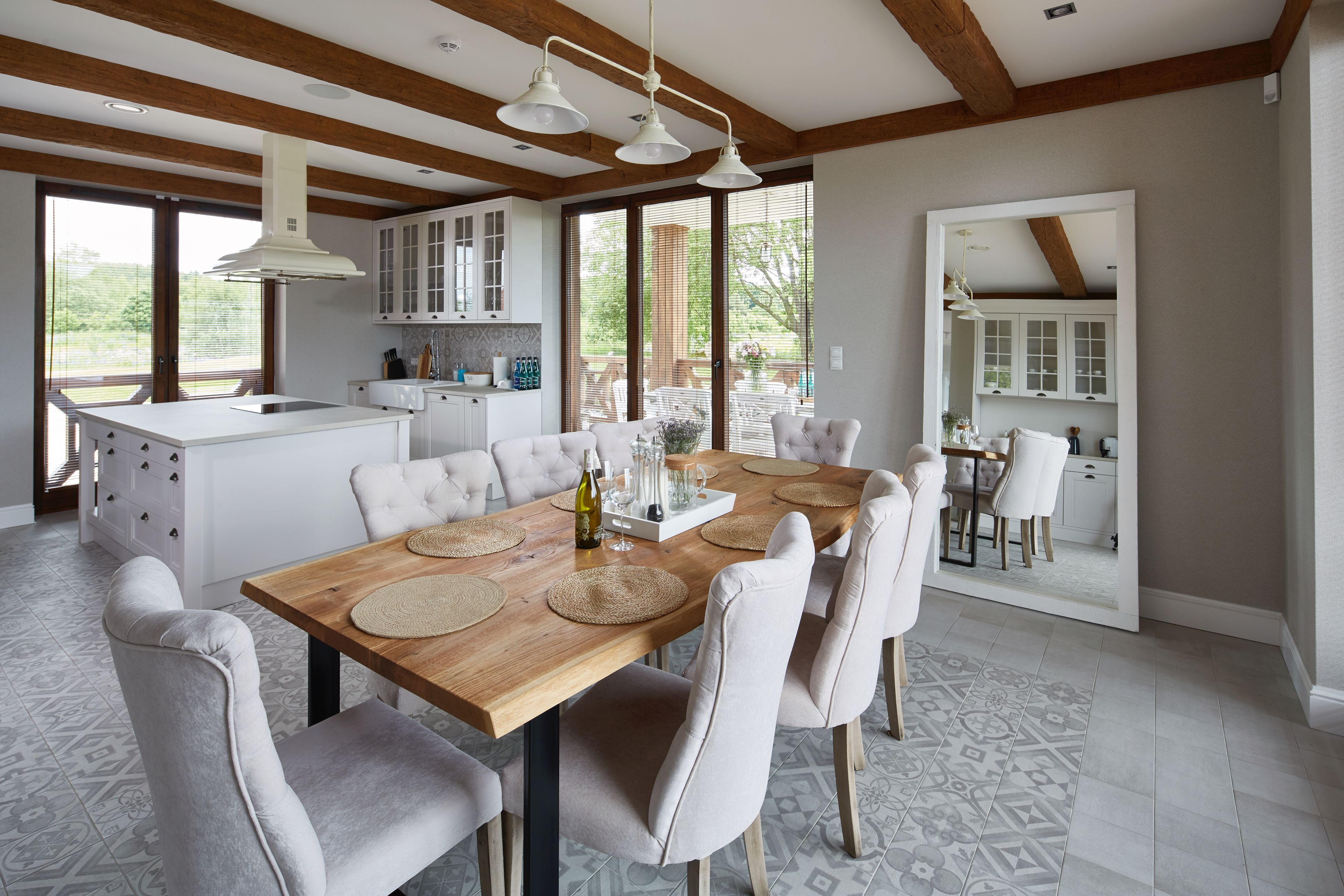 Villa ejecutiva, 4 habitaciones, vistas al jardín | Servicio de comidas en la habitación