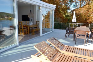 Bungalow Classic, 2 camere da letto, terrazzo, vista lago | Terrazza/patio