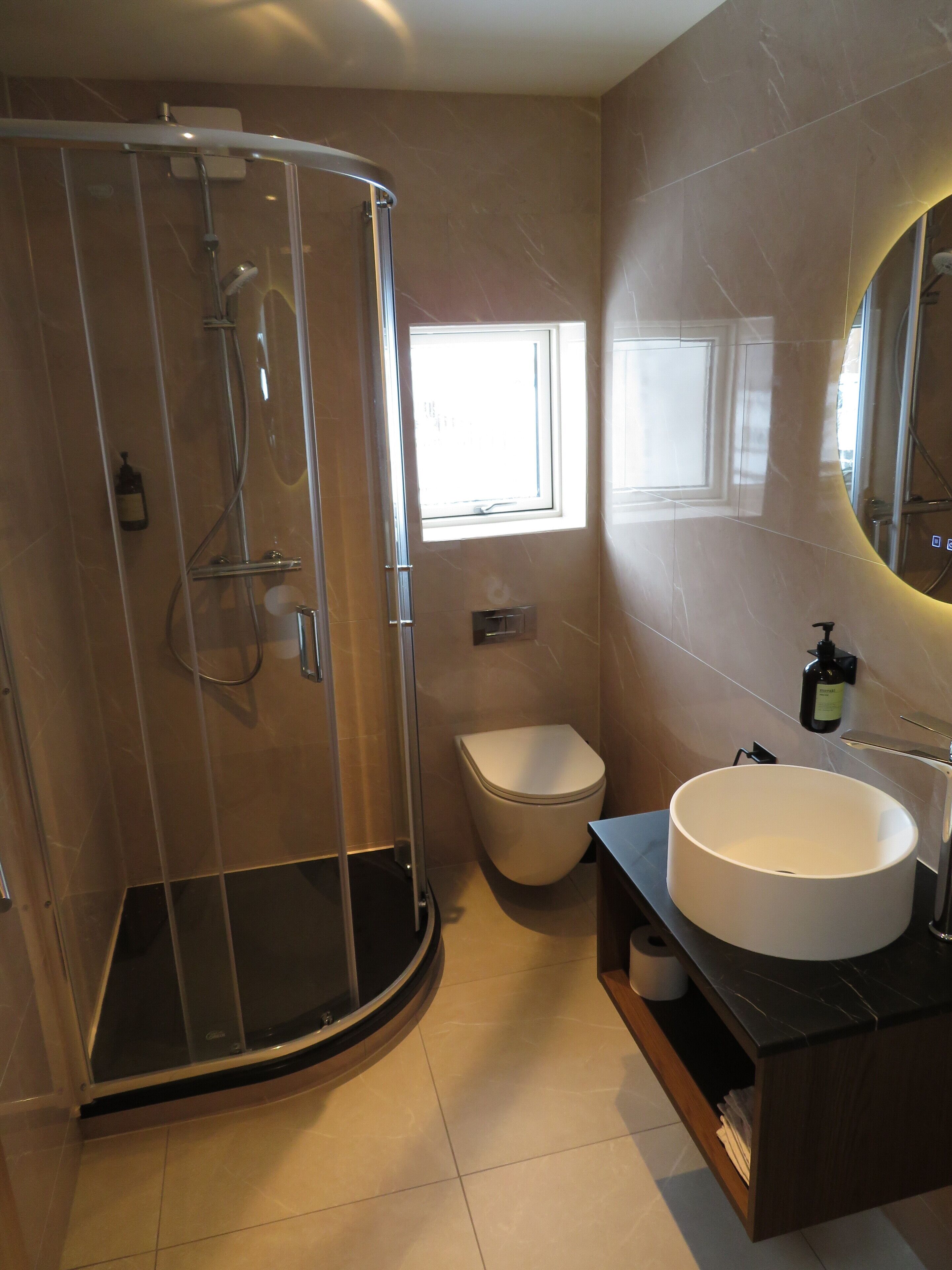 Shower, free toiletries, hair dryer, towels