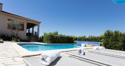Villa prĂšs de Carcassonne avec piscine