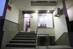 Lối vào nơi lưu trú