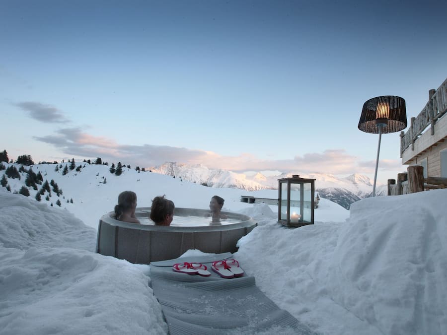 Hot stone massages, sports massages, massages