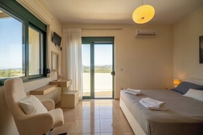 3 habitaciones, tabla de planchar con plancha y wifi gratis 