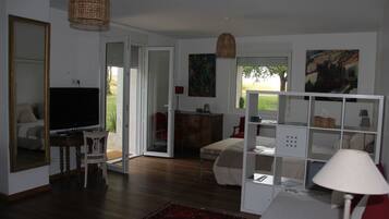 Double or Twin Room | Individually decorated, individually furnished, desk, free WiFi
