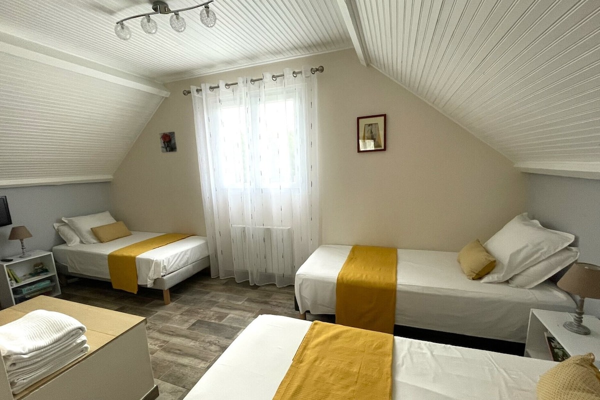 Premium bedding, individually furnished, soundproofing