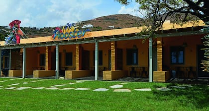 Rooster Guesthouse Rooms