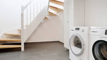 Apartment, 2 Bedrooms | Bathroom | Shower, free toiletries, hair dryer, towels