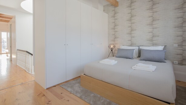 Leilighet – comfort, 1 soverom, terrasse, byutsikt | 1 soverom, strykejern/-brett, wi-fi (inkludert) og sengetøy