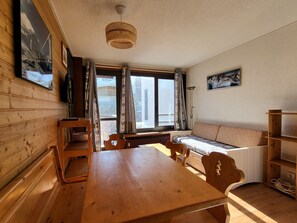 Interior - 2-room apartment, mountain view in Tignes (Tignes)