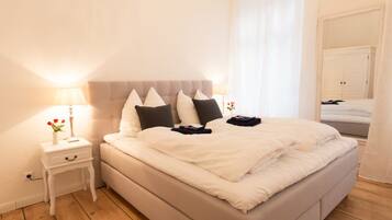 Apartment, 2 Bedrooms | 2 bedrooms, free WiFi