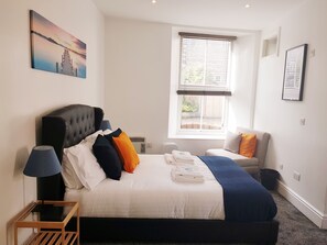 Individually furnished, iron/ironing board, free WiFi, bed sheets - BlueOne Serviced Apartments-Sandon House (Sheffield)