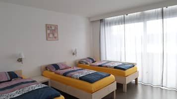 Dreibettzimmer, mit Bad | Kostenloses WLAN, Bettwäsche