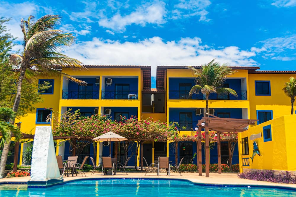 Kalamari Beach Hotel