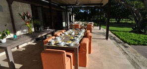 Dining - Villa Happy Trees (Holetown)