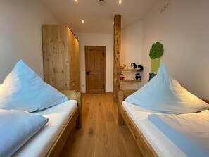 Lägenhet (Kirschblüten) | 2 sovrum och sängtillbehör av högsta kvalitet