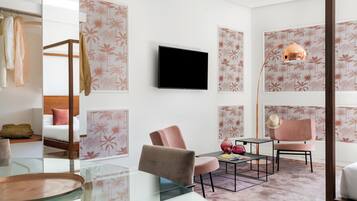 Presidential-Loft | Wohnbereich | 50-Zoll-Flachbildfernseher mit Digitalempfang, Smart-TV, Netflix