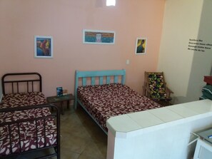 Perhetalo, useita sänkyjä, tupakointi kielletty | Huoneen varustelu