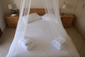 Room - Evanthia (Ermionida)