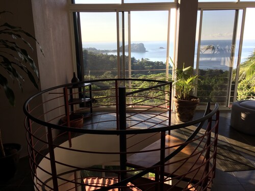 Villa Manuel Antonio for 8 people