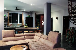 Luxury Condo, Multiple Beds, Non Smoking, Ocean View | Living area | Flat-screen TV - Villa Manuel Antonio for 8 people (Quepos)
