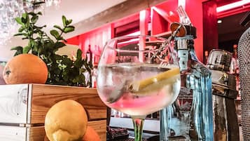 Bar (in der Unterkunft)