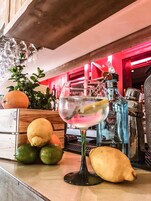 Bar (en la propiedad)