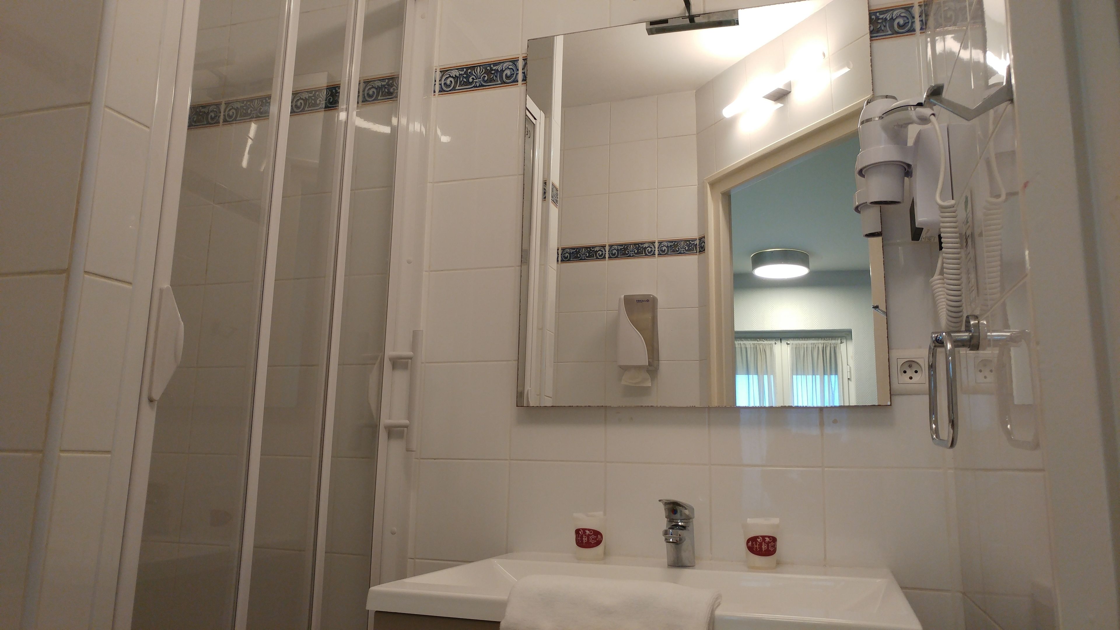 quadruple room, 2 double beds | bathroom | shower, free toiletries, hair dryer, towels