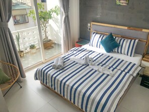 Standard Double Room, Balcony | Desk, free WiFi, bed sheets