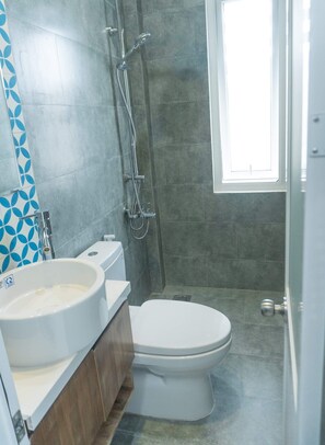 Standard Double Room, Balcony | Bathroom amenities | Shower, free toiletries, slippers, towels